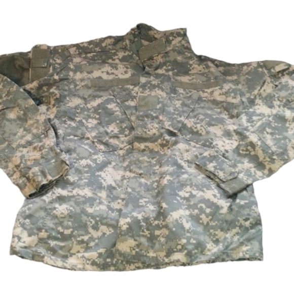Army issued combat uniform coat - Picture 1 of 3